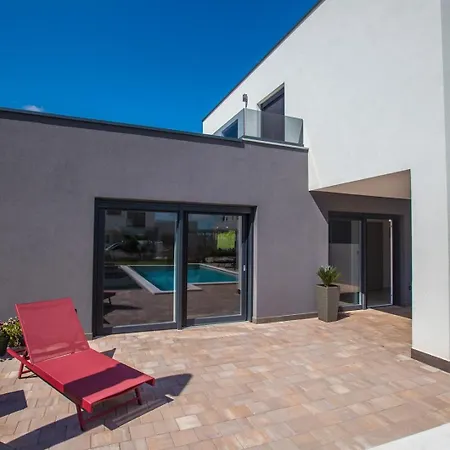 Villa M Kaštelir