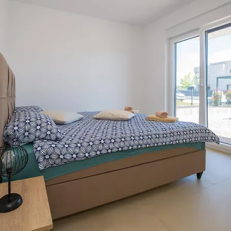 M * Kaštelir