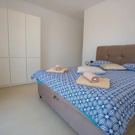 Villa M Kaštelir